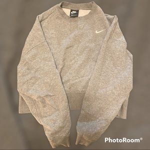 Nike cropped oversized sweatshirt